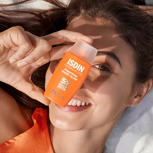 ضد آفتاب مجیک کلو فیوژن واتر ایزدین SPF30