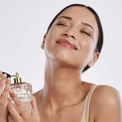 ادکلن افیونای سفید
