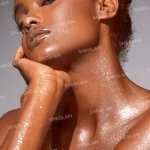 بادی میست ( اسپری شاین بدن) شیگلم frosted opal نقره ای