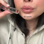 رژلب جامد براق فلورمار شیر آپ مدل Sheer Up شماره 001 - Image 2