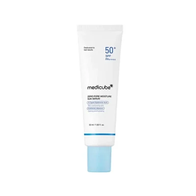 ضدآفتاب مدی کیوب آبی کنترل کننده منافذ حاوی هیالورونیک و پانتنول با SPF50+ حجم 50 میل